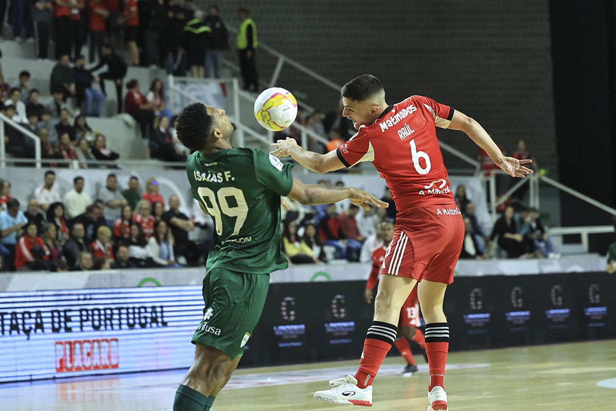 Equipa de futsal do Leões Porto Salvo